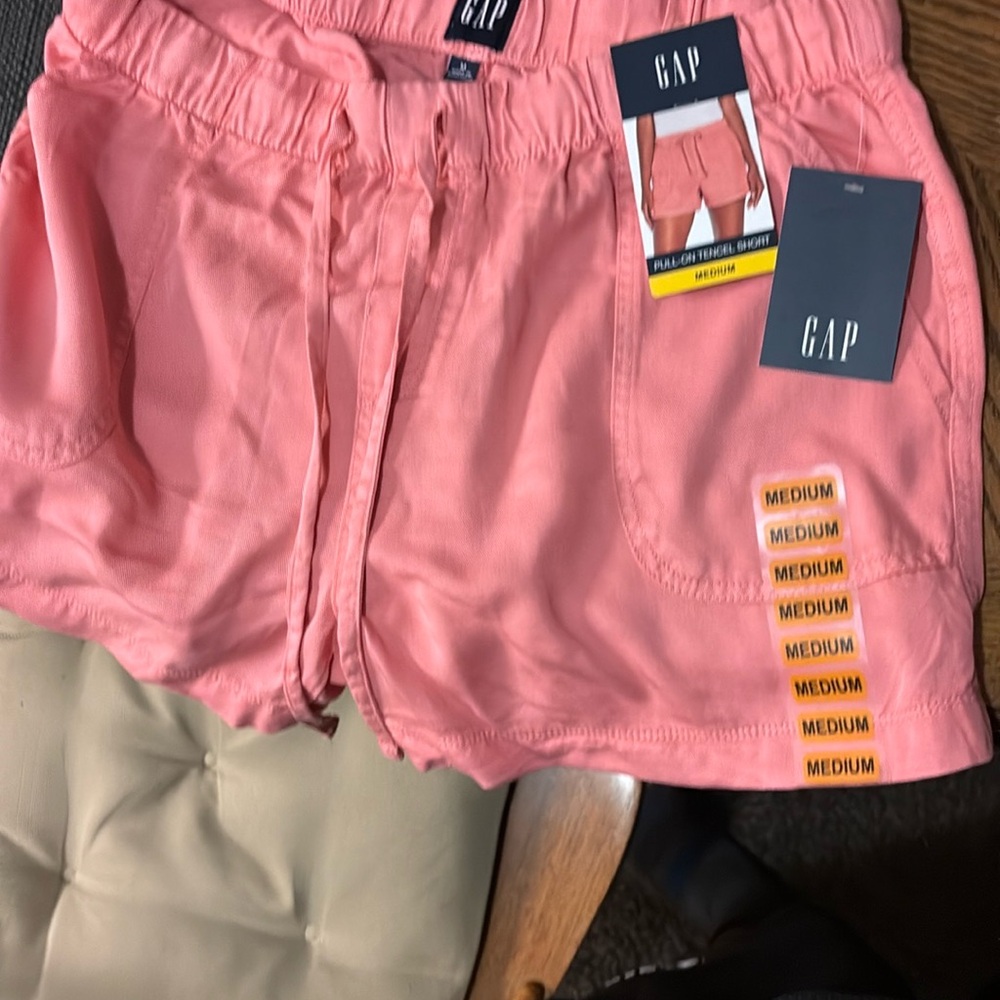 GAP Pink Athletic Shorts Lightweight Comfort